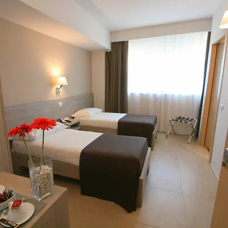 Dimorae And - Civitanova Marche
