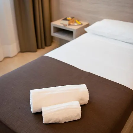 Hotel Dimorae And - Civitanova Marche