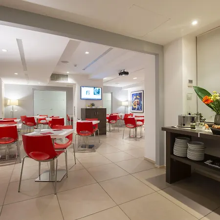 Hotel Dimorae And - 3*