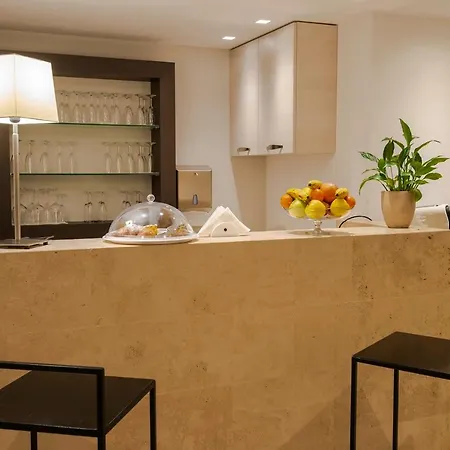 Hotel Dimorae And - 3*